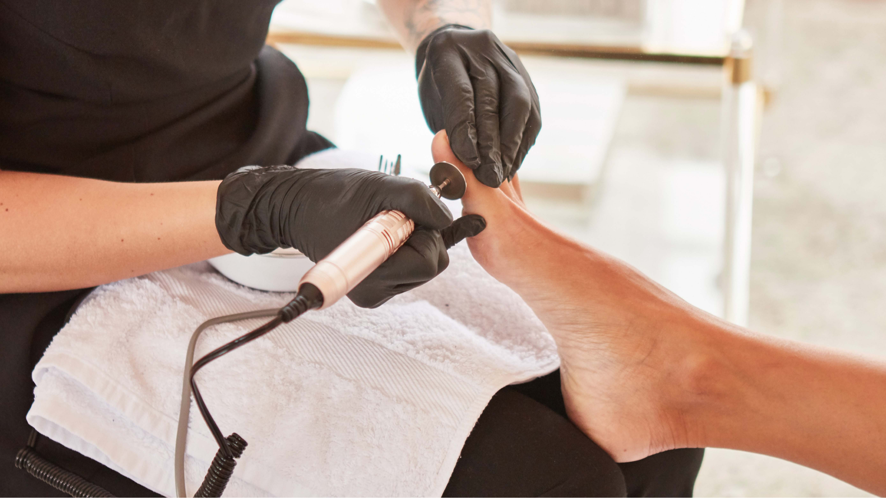 Semi-Permanent Spa Pedicure